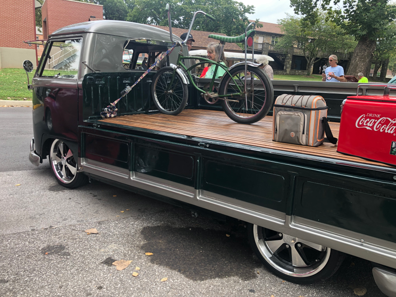 Illustration for article titled Car show in Madison (warning: obvs very big photo dump)